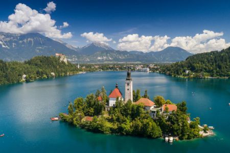 Lake-Bled-Slovenia.jpg
